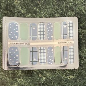 Lily & Fox Love Blues Nail Wraps - Blue and Green